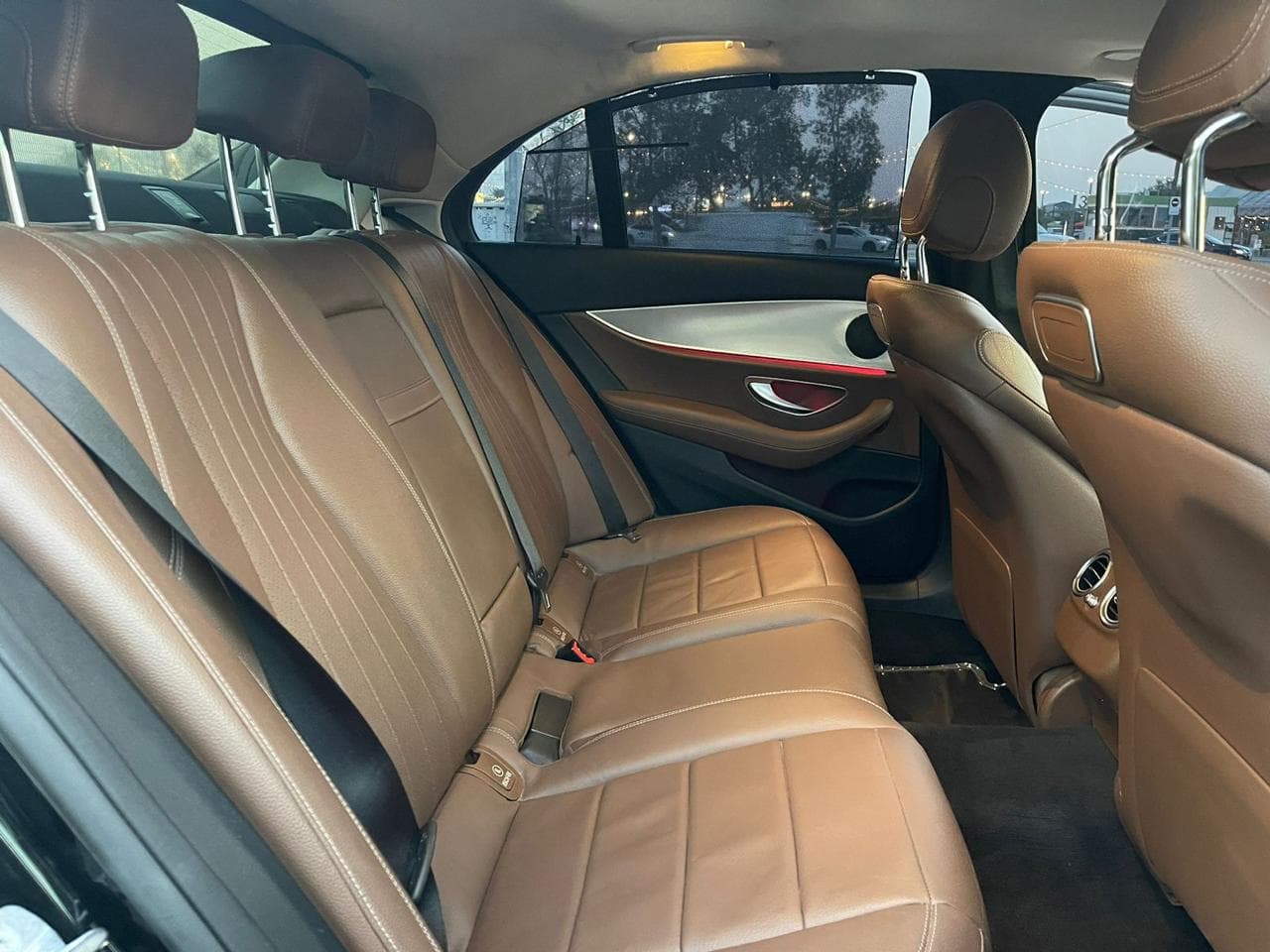 Mercedes E350 - Image 3