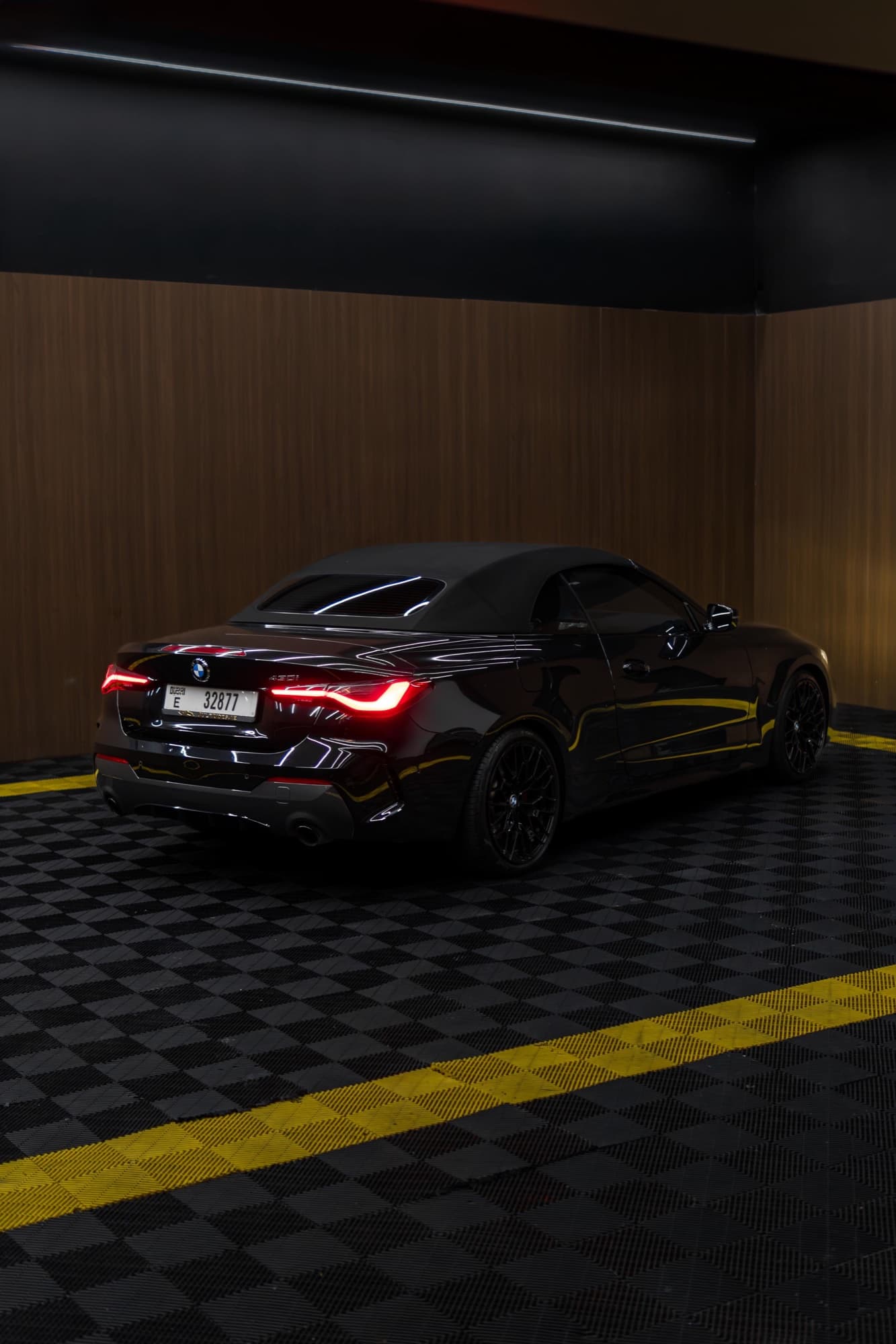 BMW 430i M-Package Convertible - Image 4