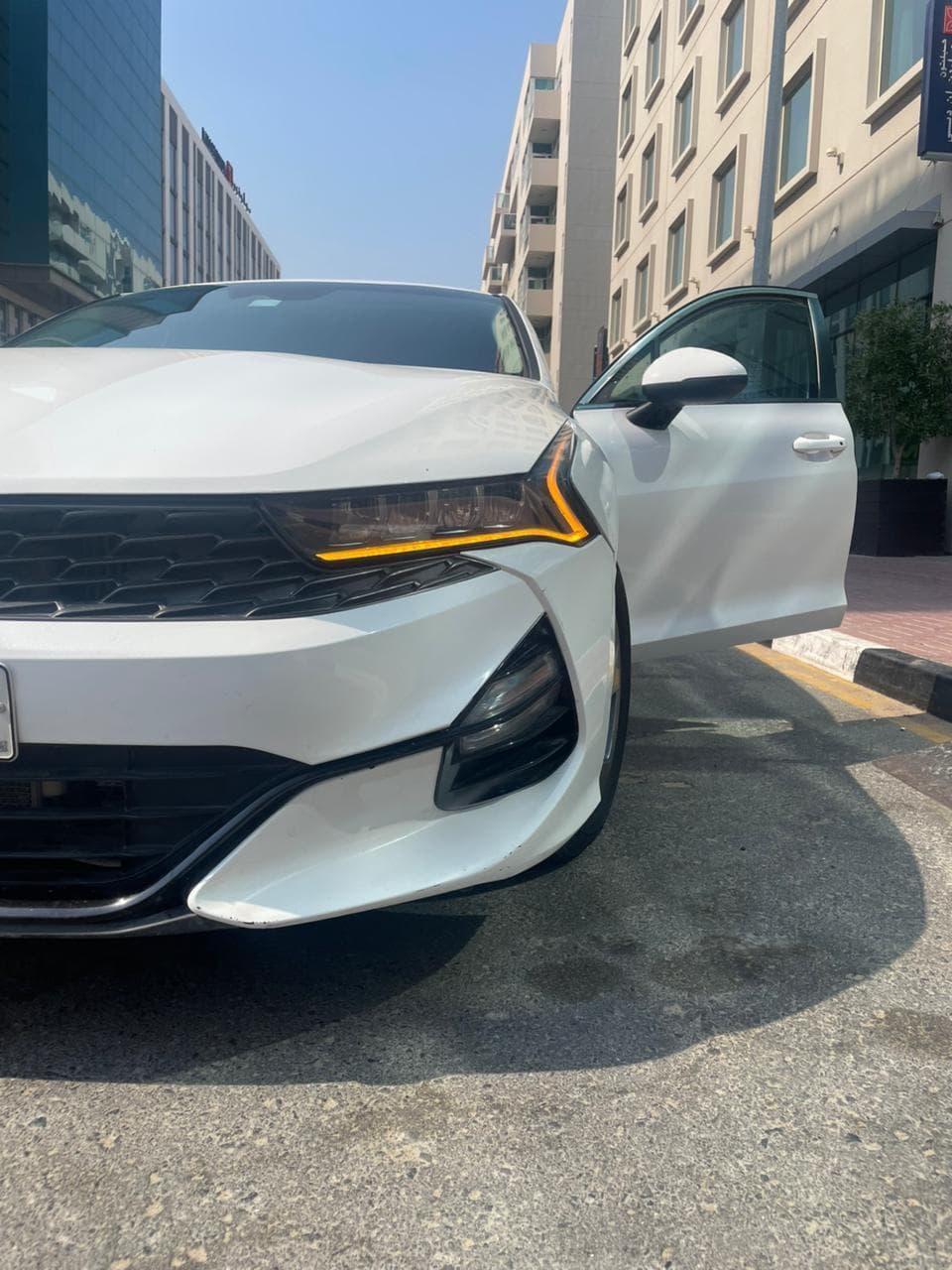 Kia K5 White - Image 4