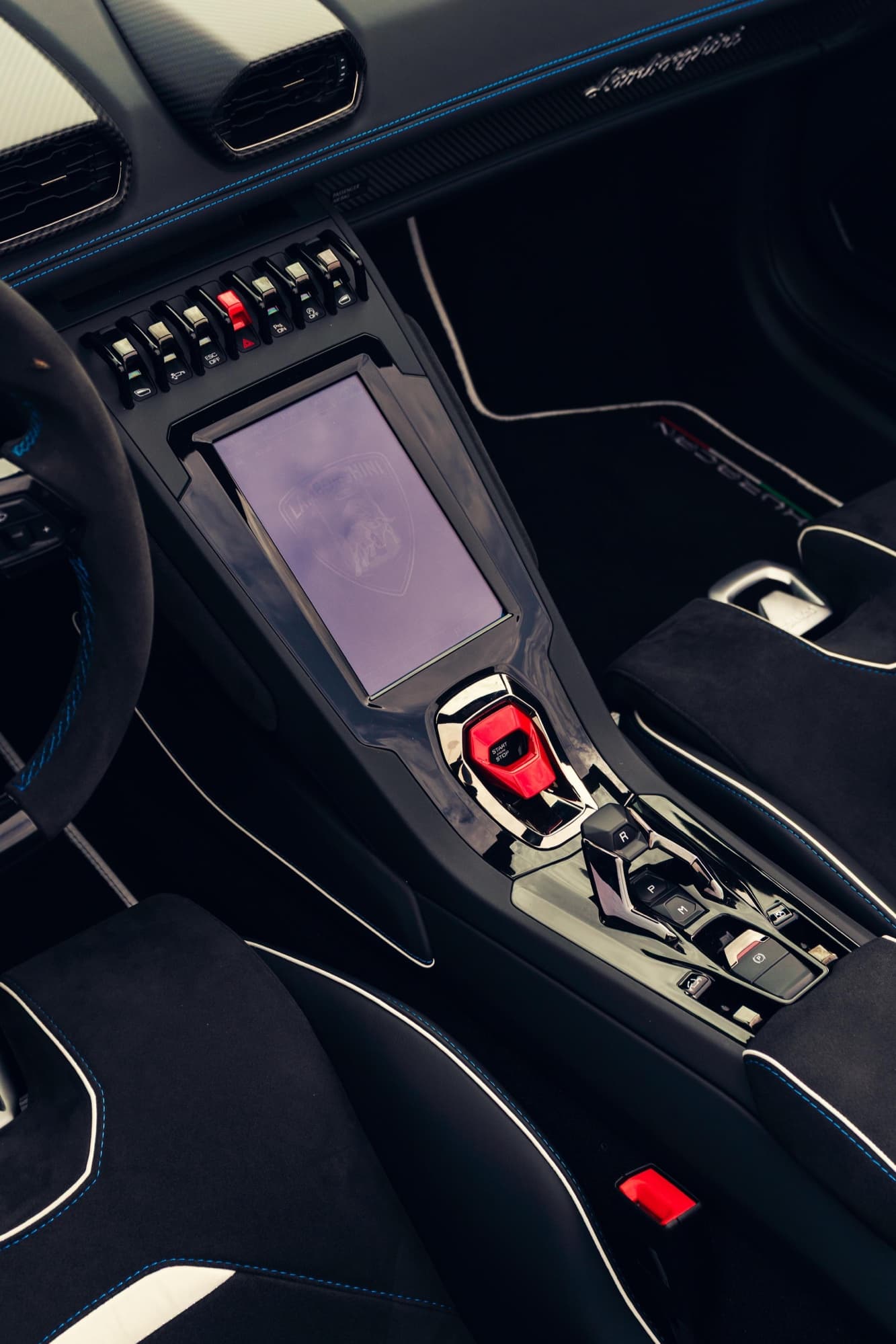 Lamborghini Huracan EVO Spyder 60th Anniversary Limited Edition - Image 9