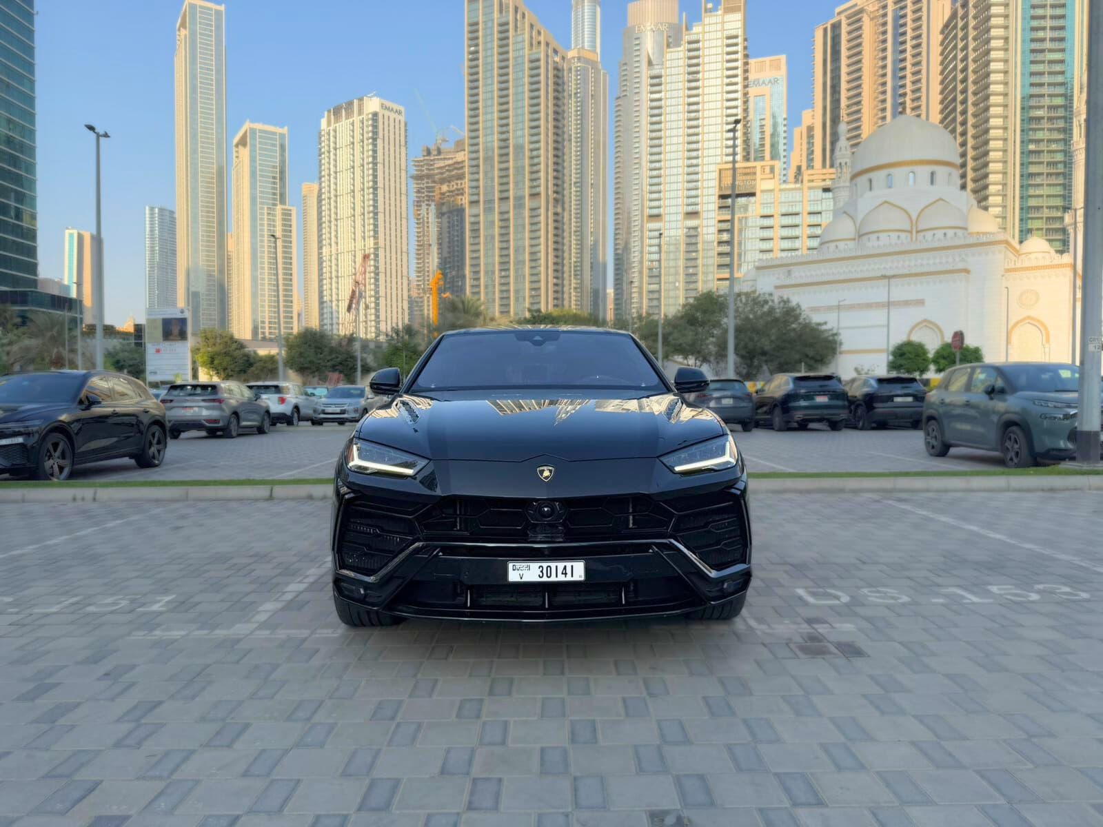 Lamborghini Urus - Image 3