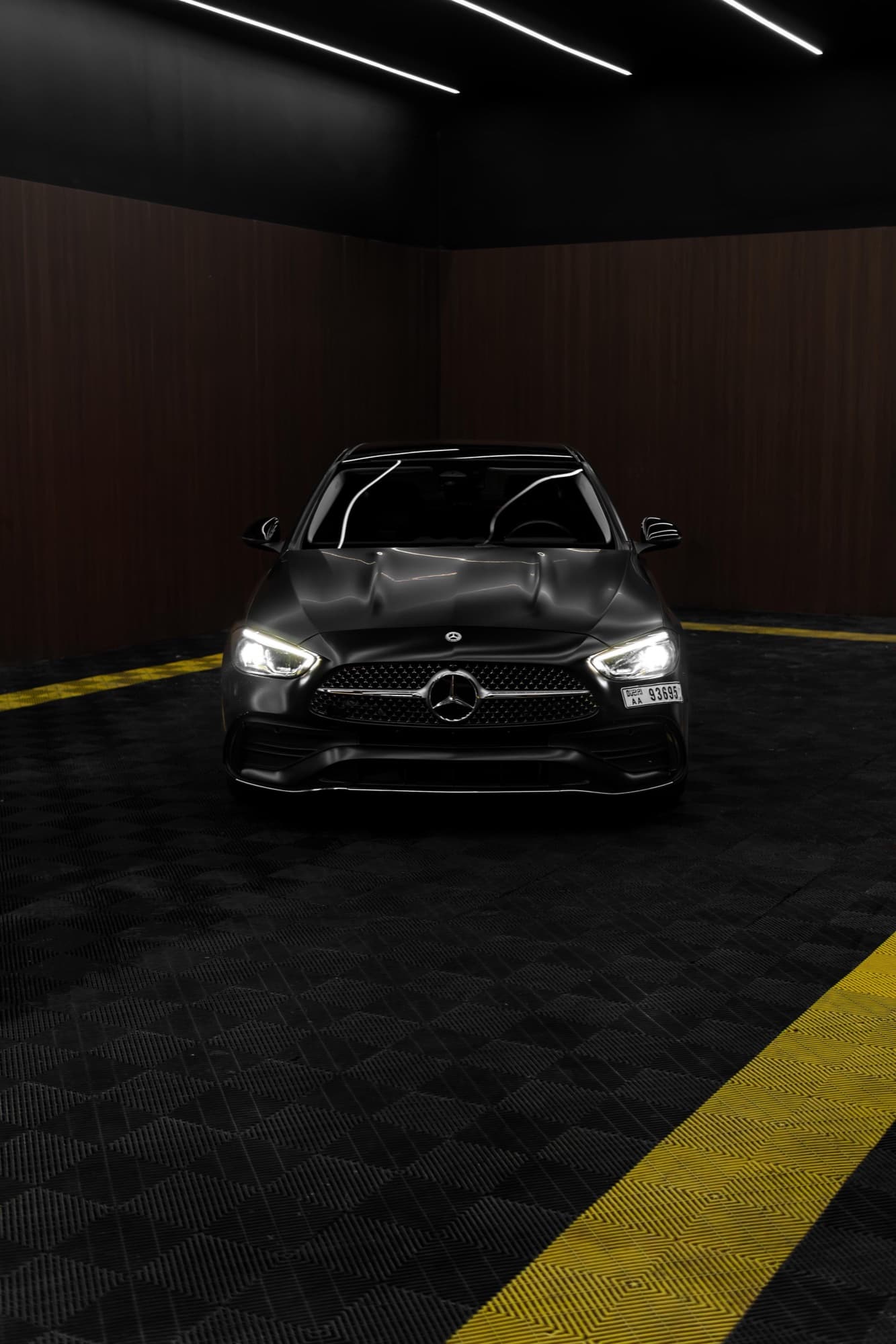 Mercedes-Benz C300 - Image 1