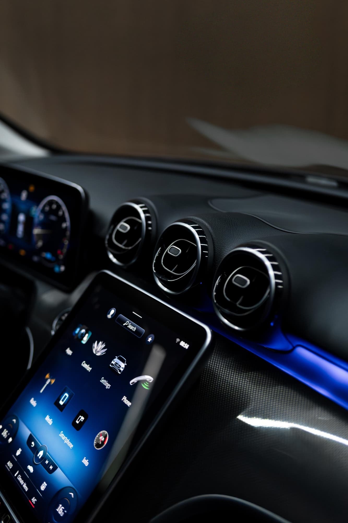 Mercedes-Benz C300 - Image 10