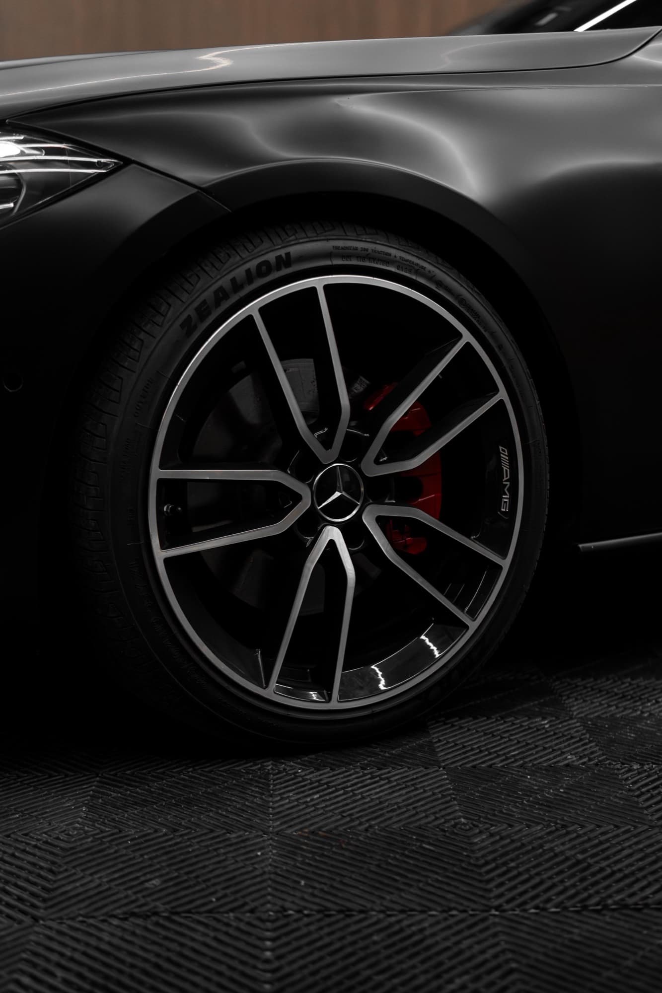 Mercedes-Benz C300 - Image 7