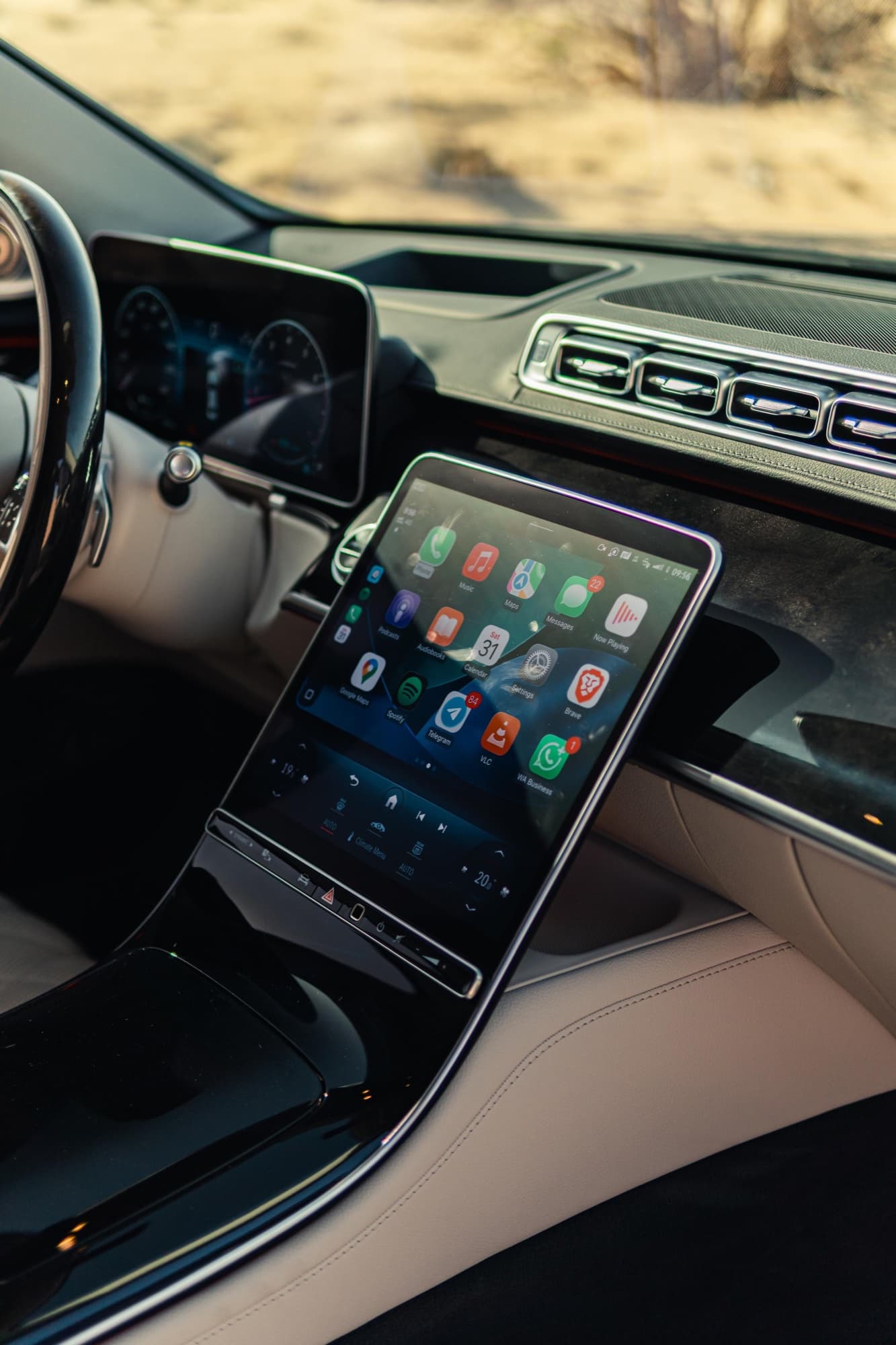 Mercedes-Benz S580 LWB - Image 11