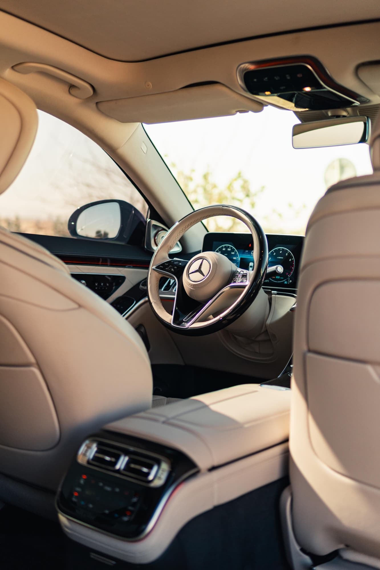 Mercedes-Benz S580 LWB - Image 12