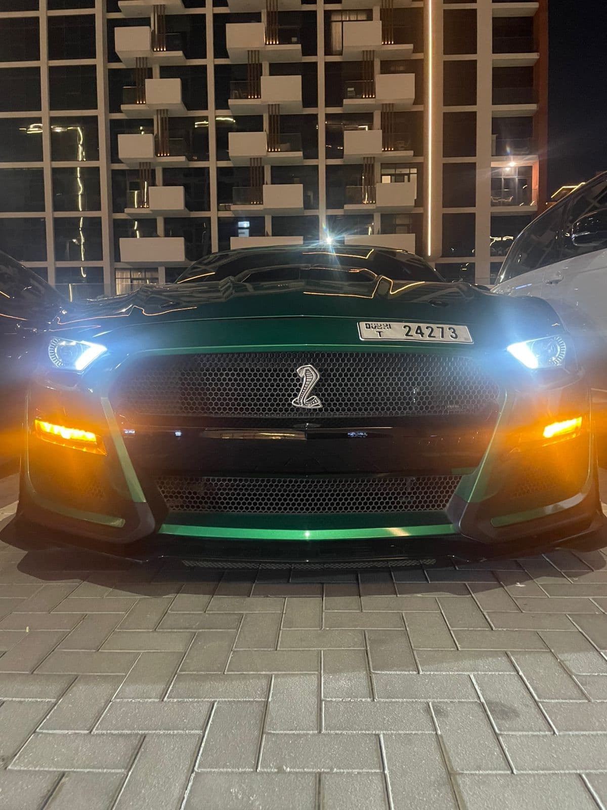 Mustang GT 500 V8 - Image 2