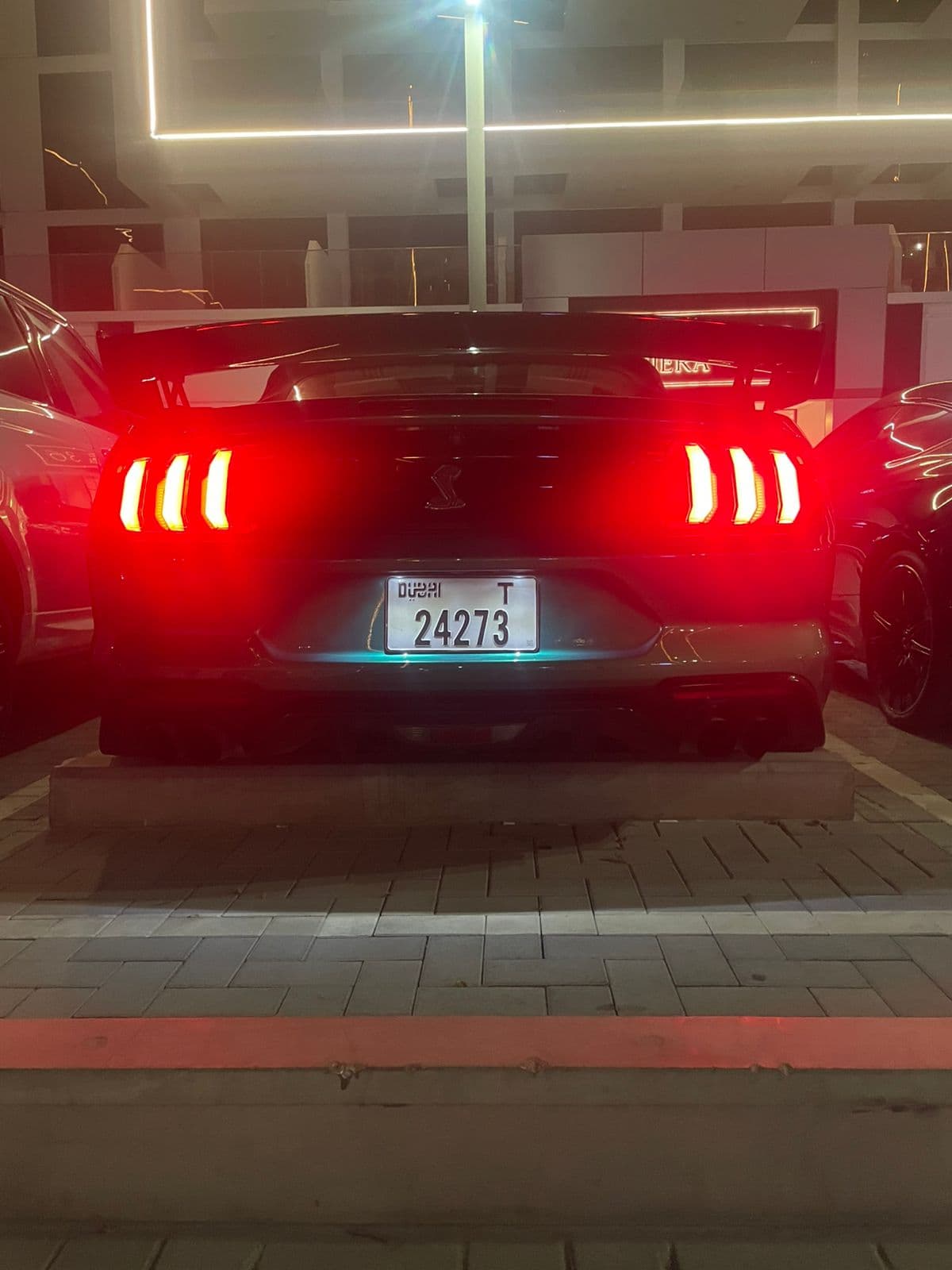 Mustang GT 500 V8 - Image 3