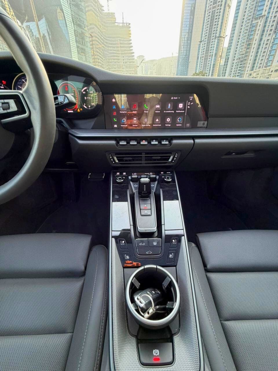 Porsche 911 Carrera - Image 6