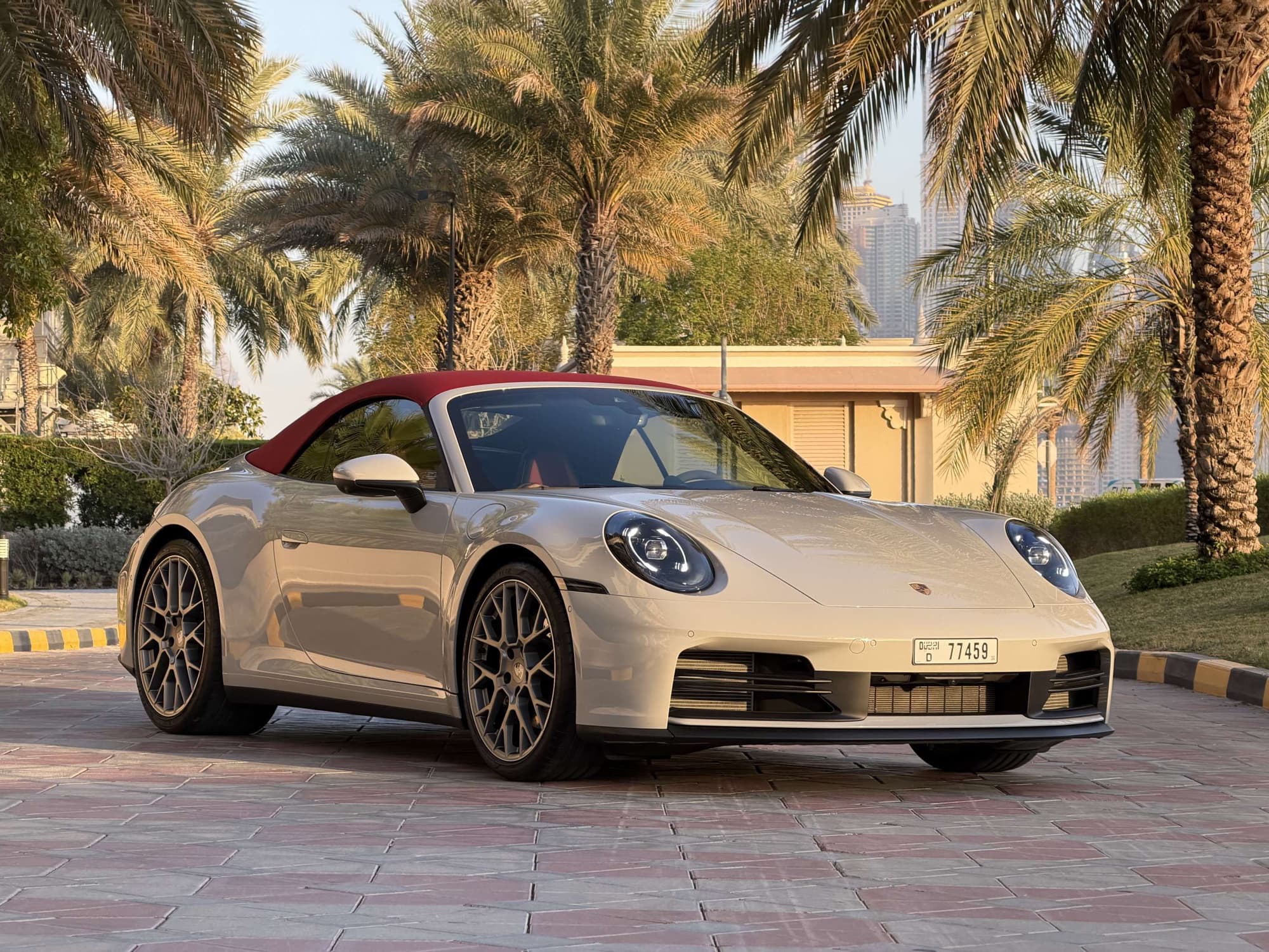 Porsche 911 Carrera Cabriolet - Image 3