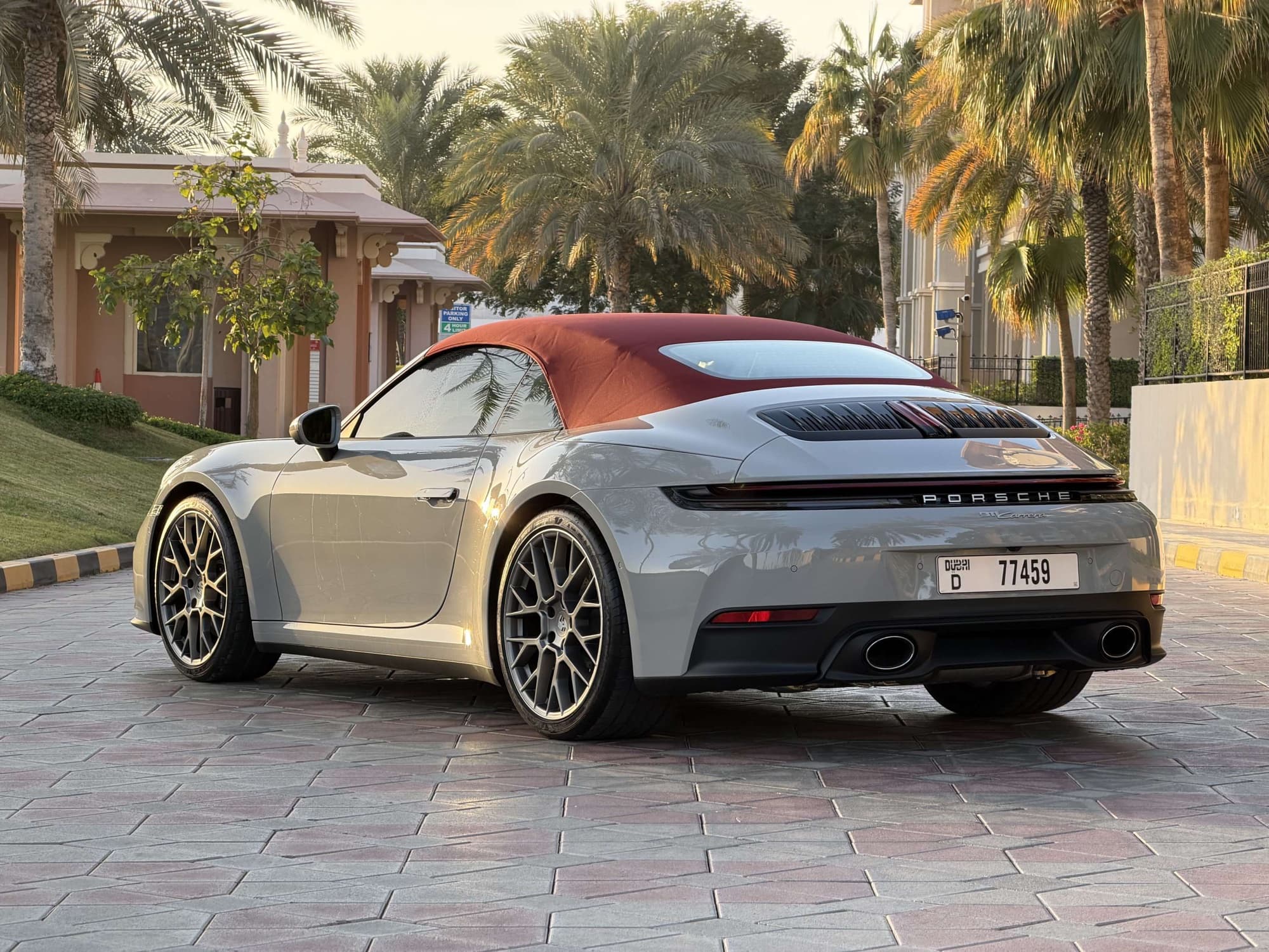 Porsche 911 Carrera Cabriolet - Image 5