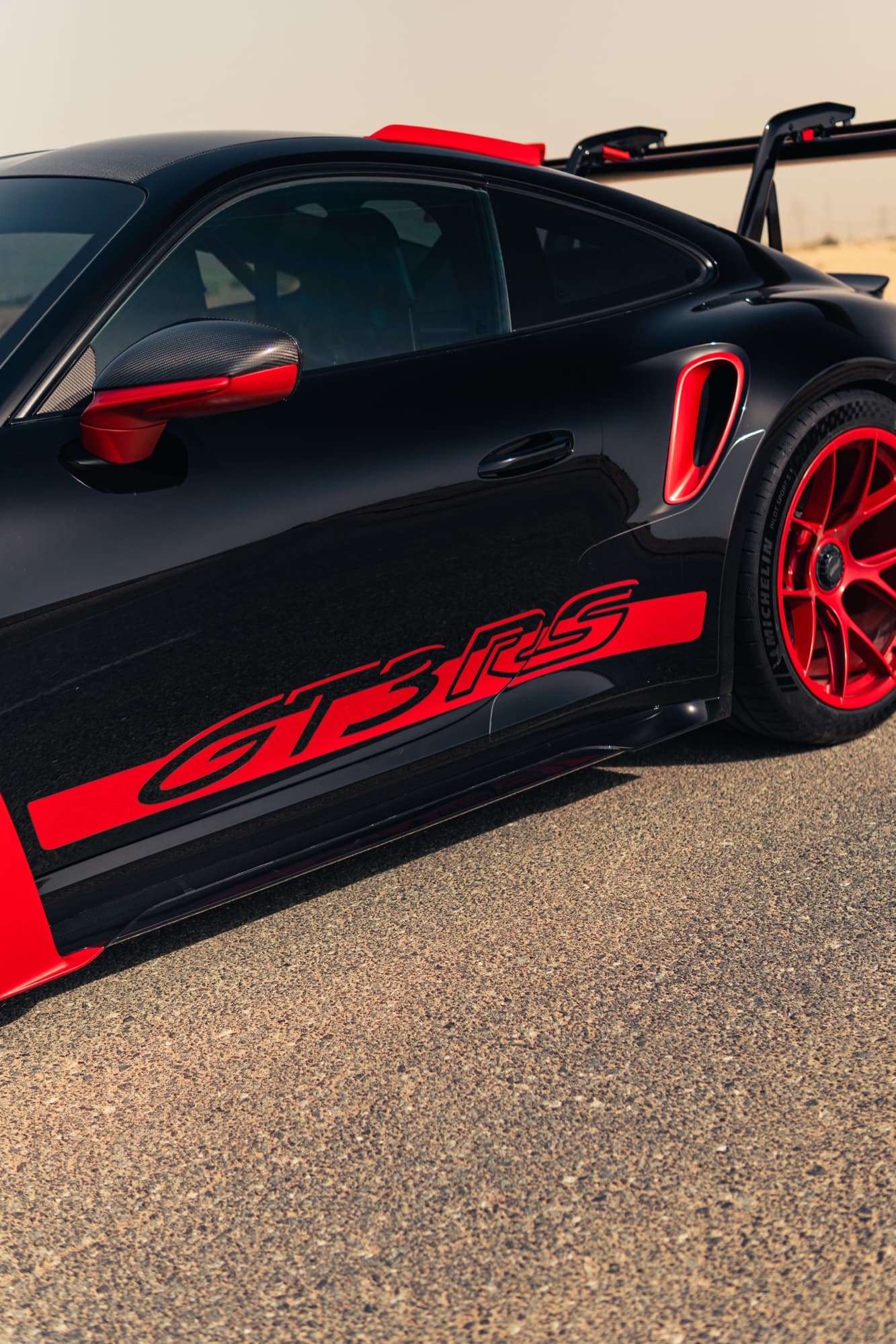 Porsche 911 GT3 RS Weissach - Image 12