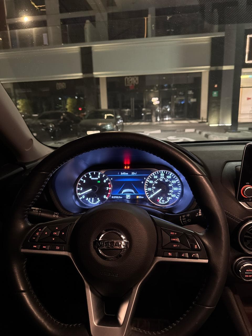 Nissan Sentra - Image 5